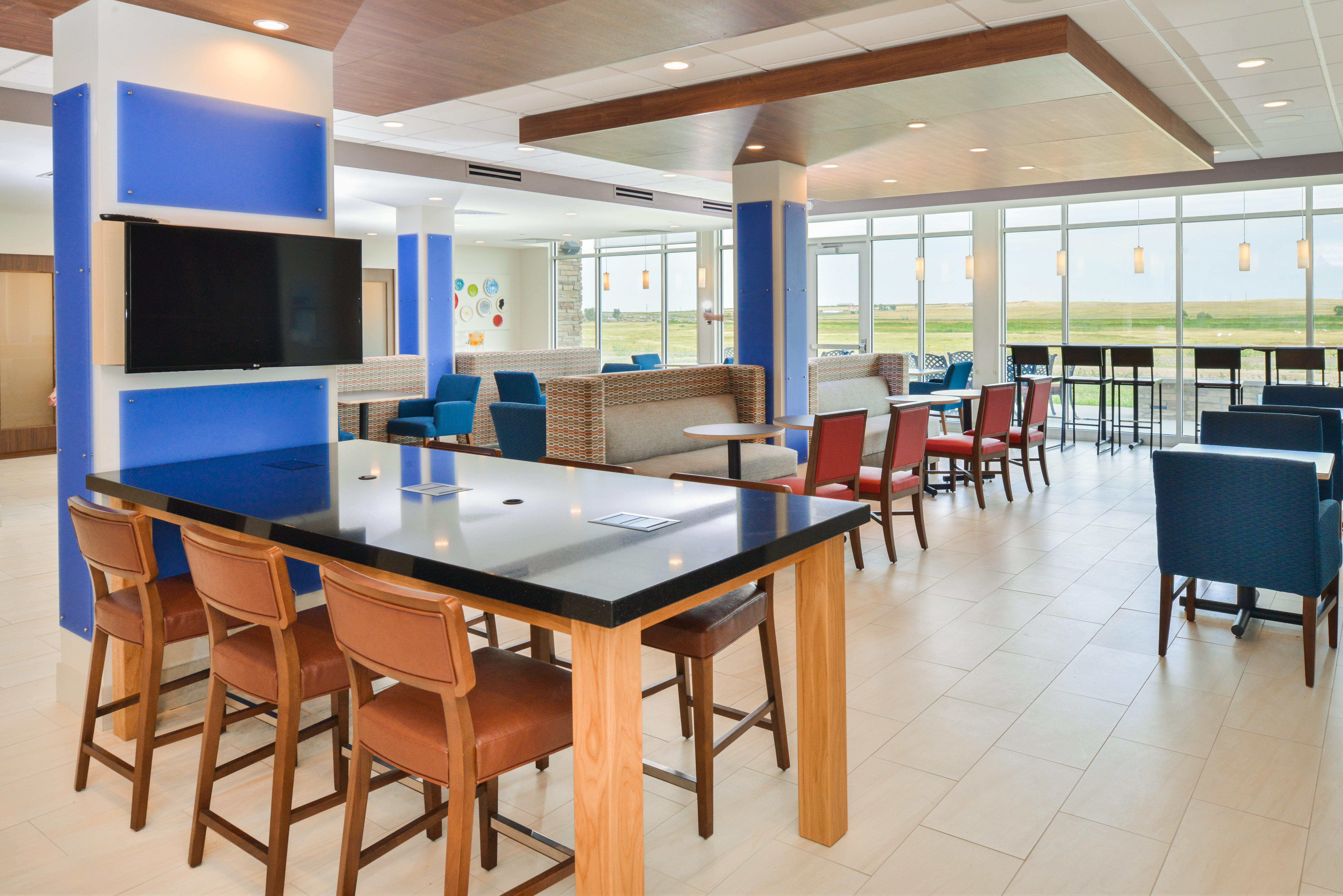 Holiday Inn Express & Suites - Chadron By Ihg Luaran gambar