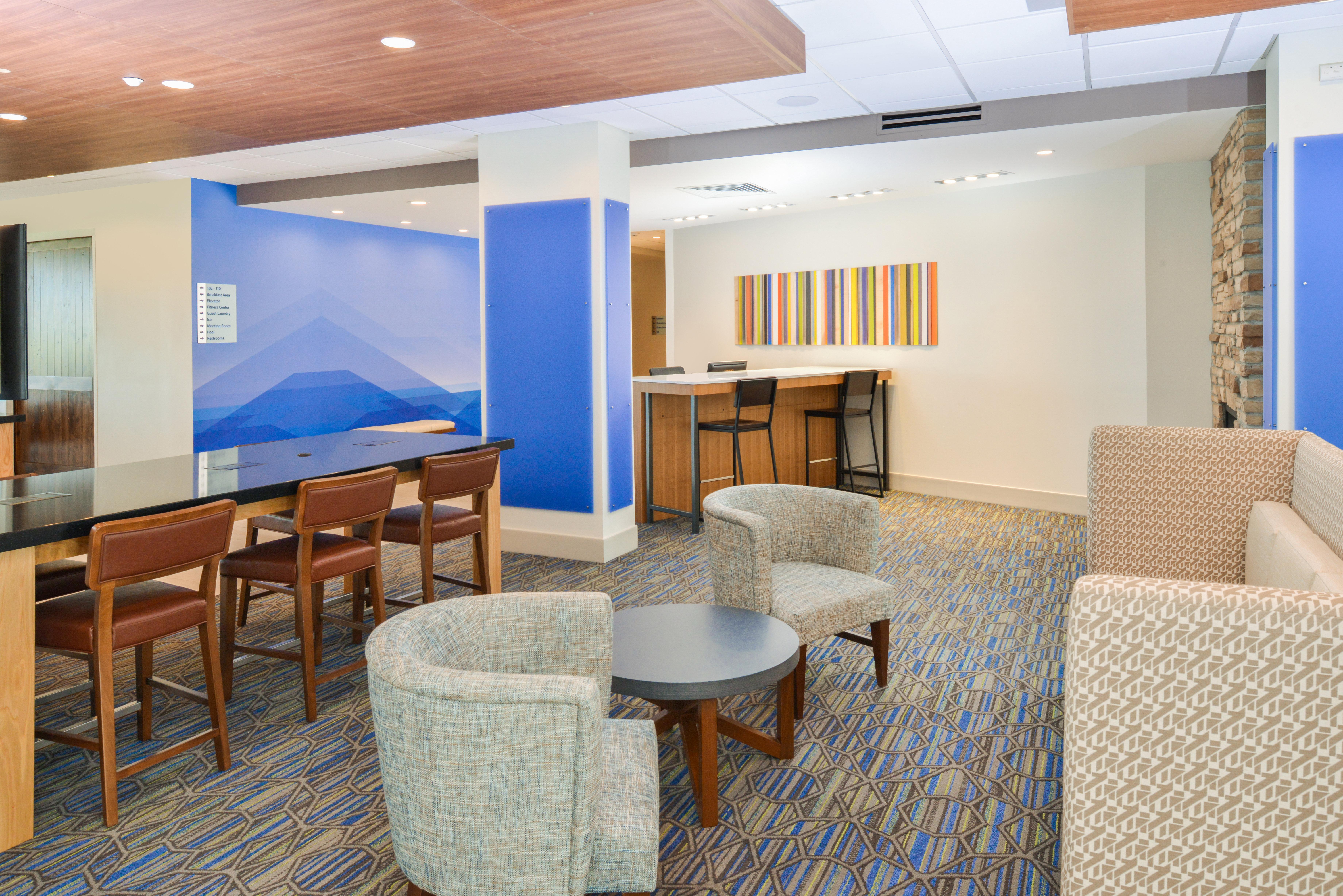 Holiday Inn Express & Suites - Chadron By Ihg Luaran gambar