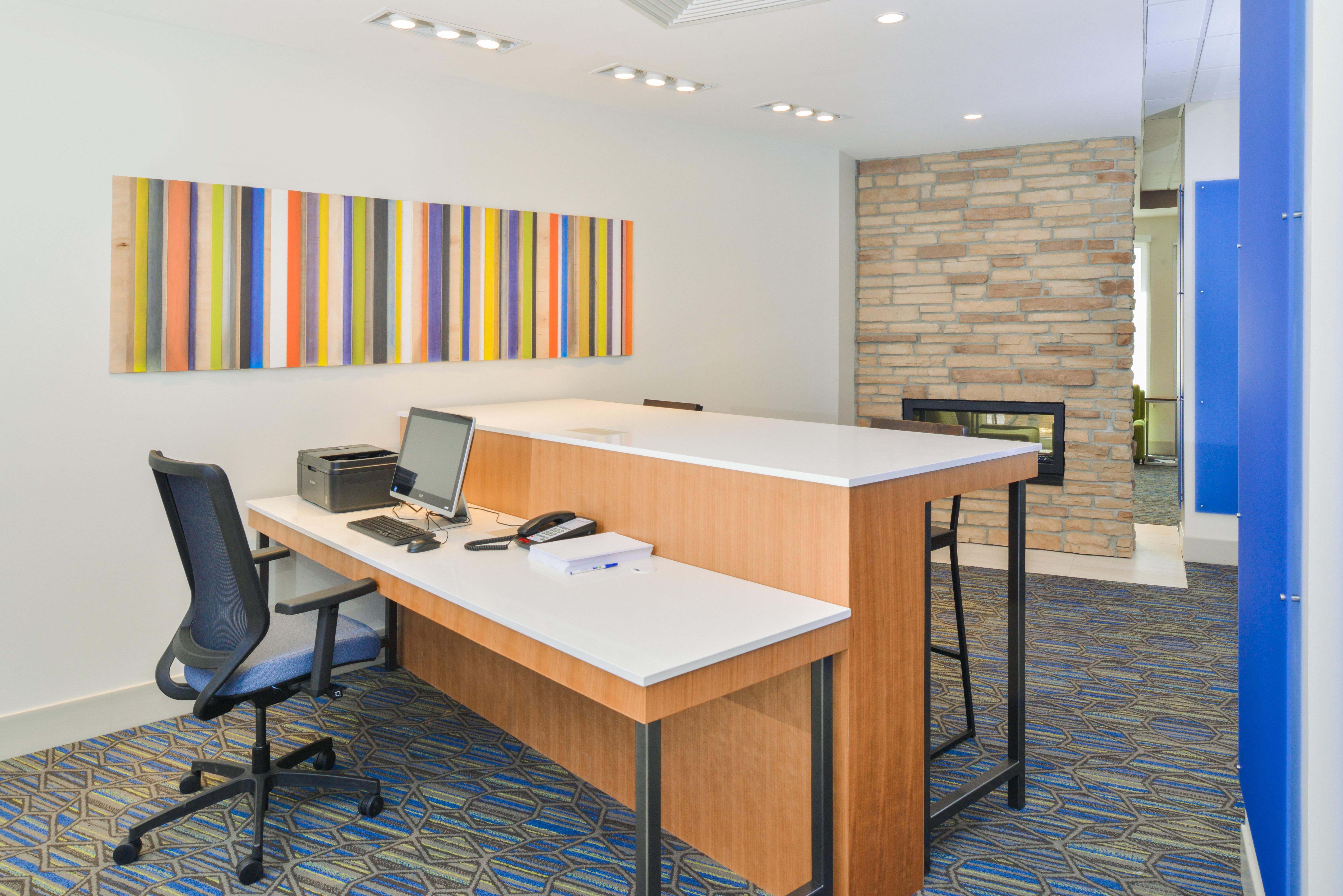 Holiday Inn Express & Suites - Chadron By Ihg Luaran gambar