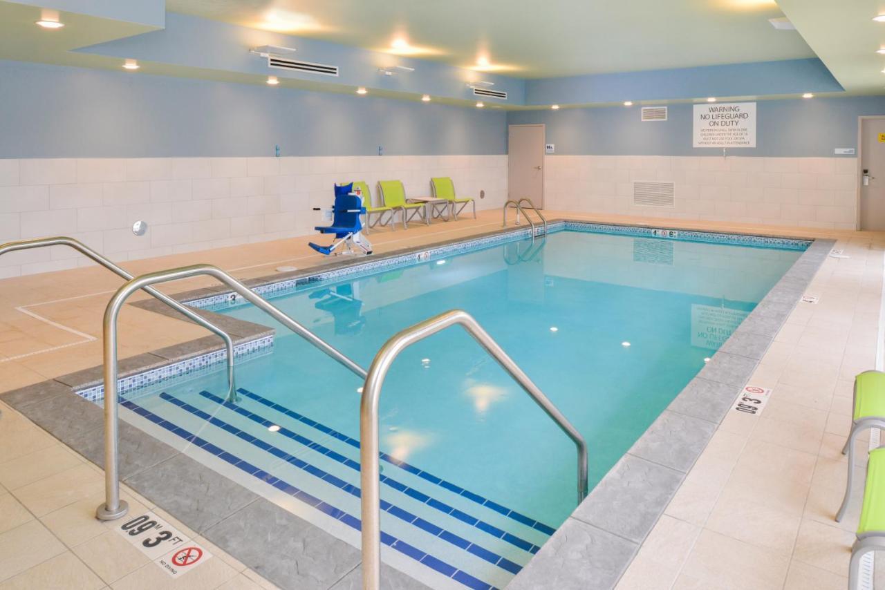 Holiday Inn Express & Suites - Chadron By Ihg Luaran gambar